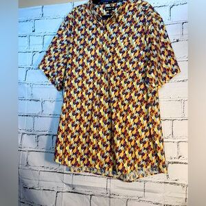 NWT Abstract Gold Diamond Print Short Sleeve